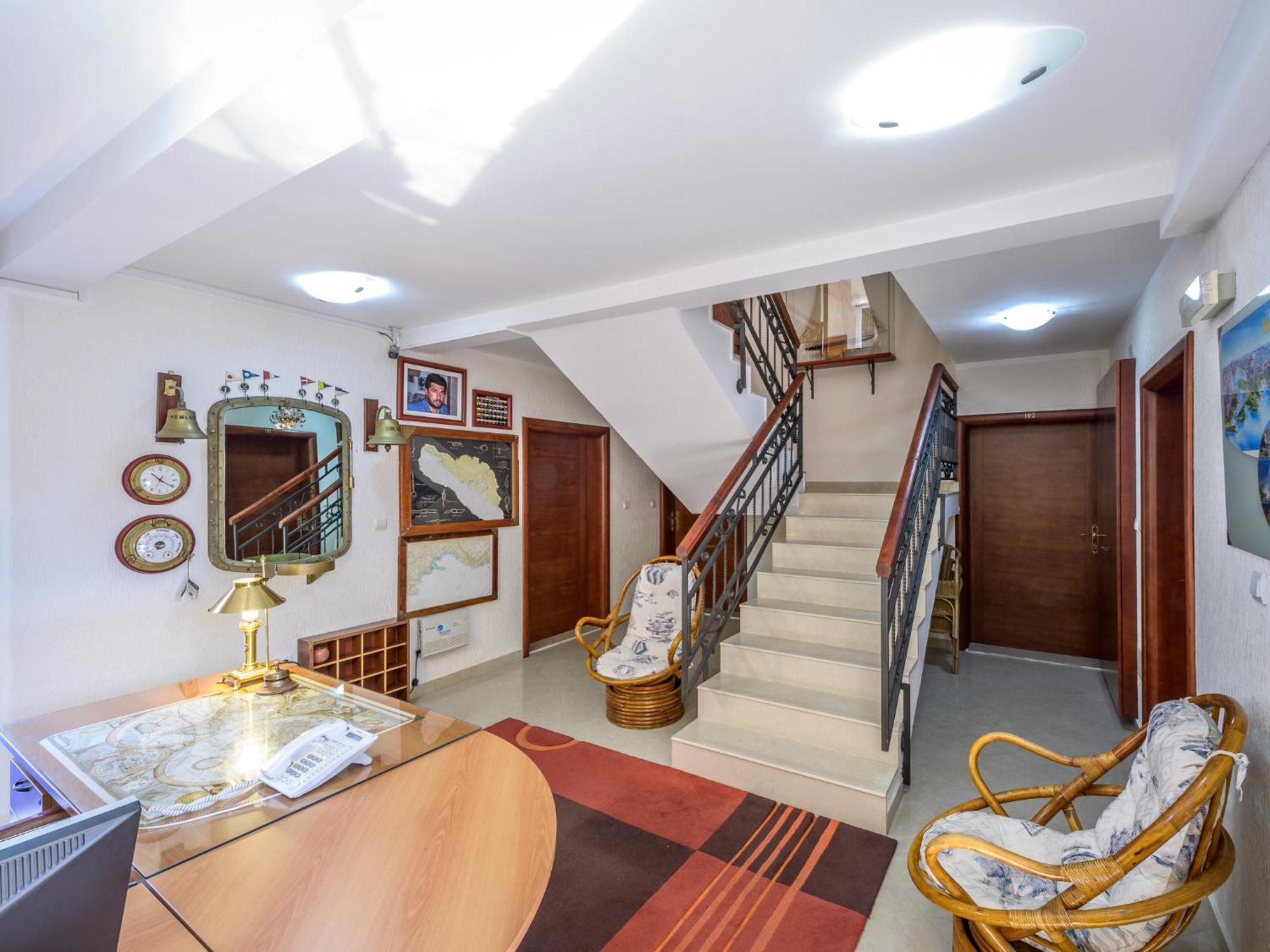 Captain Apartments Budua Esterno foto